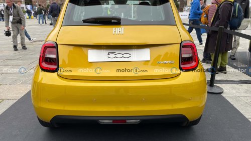 El nuevo Fiat 500 Hybrid se deja ver en el Salón de Turín 2025