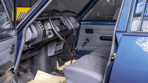 Renault, Precio entre 5.000 y 10.000 € para este Renault 5 clásico que se abandonó estando nuevo
