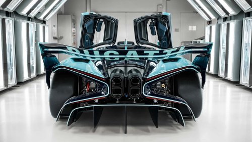 Bugatti, Bugatti Bolide, Bugatti produce el último Bolide de circuito con motor W16