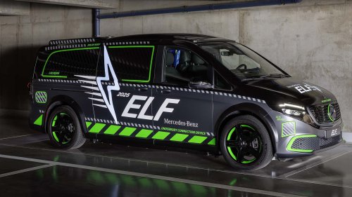 Mercedes expérimente la recharge rapide, bidirectionnelle et sans fil