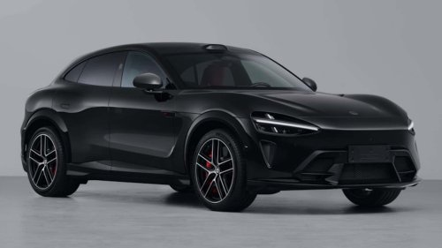 El Ferrari Purosangue chino, con 1.000 CV, es 400.000 euros más barato