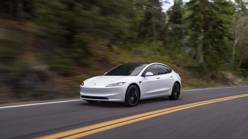 Tesla, ¡Sorpresa! Tesla también desvela el Model 3 Standard 2026