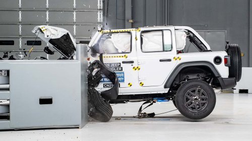 Jeep Finally Fixed The Wrangler's Biggest Safety Issue