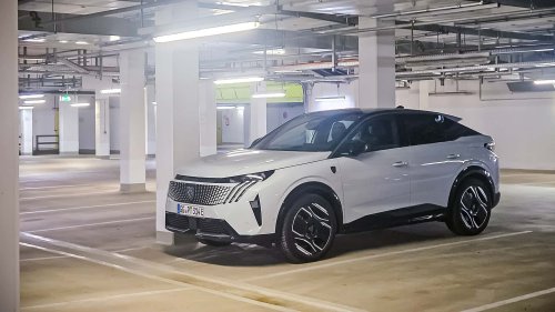 Peugeot | Peugeot E-3008 (2025) im Dauertest: Starkes Design, hoher Preis