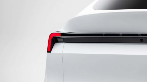 Tesla Model Y: nueva variante Standard Gran autonomía de tracción trasera