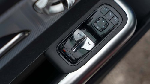 Conducimos el Mercedes-Benz del que todo el mundo habla... y no es un SUV