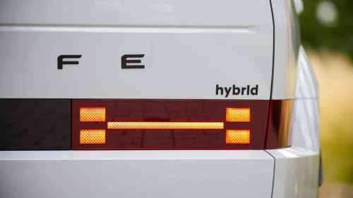 Hyundai Santa Fe Hybrid: Mehr Leistung und höhere Anhängelast