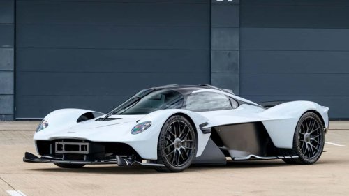 Aston Martin prueba un prototipo de aspecto brutal: ¿de qué se trata?