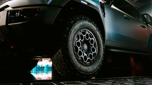 ¿EBRO a por Santana? Mira este pick-up PHEV diésel de Chery