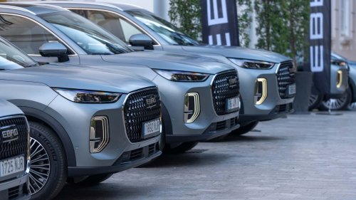 EBRO s900 PHEV 4x4, primera prueba del SUV 7 plazas de la firma española
