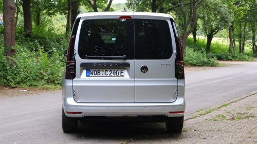 VW Caddy Flexible eHybrid (2025): Teurer Familienlaster im Test