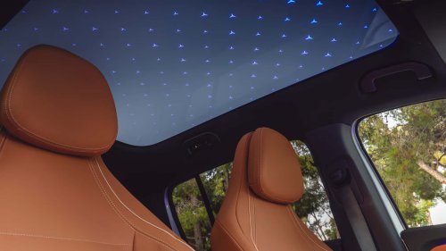The New Mercedes GLB Has Three Screens, Seven Seats, and Plenty of Stars