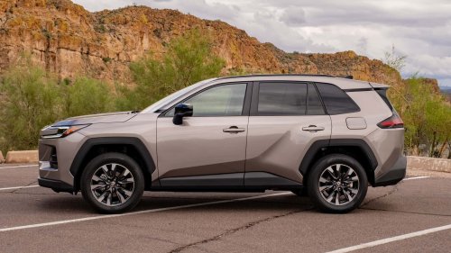 Toyota, Toyota RAV4, SUV, The 2026 Toyota RAV4 Is Still the Compact SUV to Beat: Review