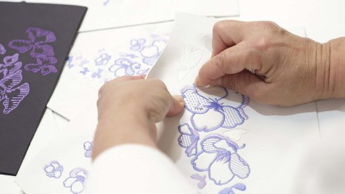 Bugatti W16 Mistral "Caroline" : l’art rencontre l’hypercar