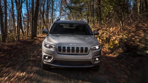 'No Engine Or Transmission Issues?': Illinois Uber Customer Gets Into 2019 Jeep Cherokee. Then He Sees the Odometer