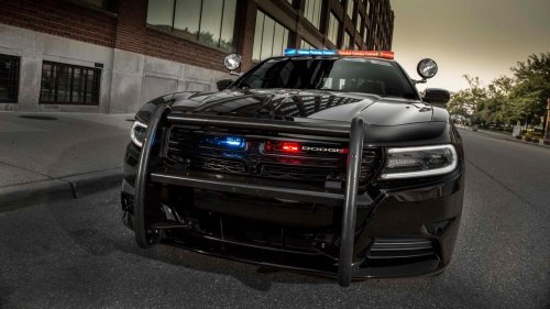 'Guessing It's a Ford Explorer:' Woman Says People Always Think She's a Cop. Why Does She 'Love' It?