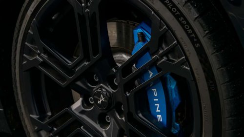 Alpine A390 GT 2026, al volante del nuevo puntal tecnológico de la firma francesa