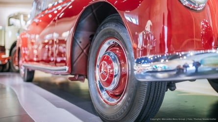 Mercedes, Mercedes 300 (W 186): Dieser Adenauer ist rot
