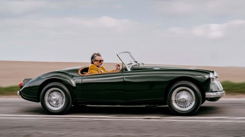Restomod MGA Ini Memiliki Jiwa Miata, Hasilnya Brilian