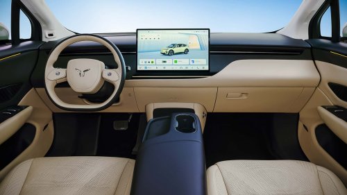 Le SUV électrique Hongqi EHS5 fait ses débuts en Europe au salon de Munich 2025