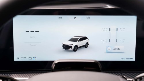 Desde 32.990 €, PHEV con 279 CV y 90 km eléctricos. Así es la oferta del Ebro s700