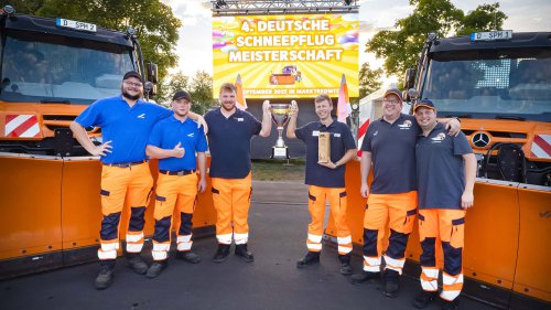Es gab eine Schneepflug-Meisterschaft ... im September