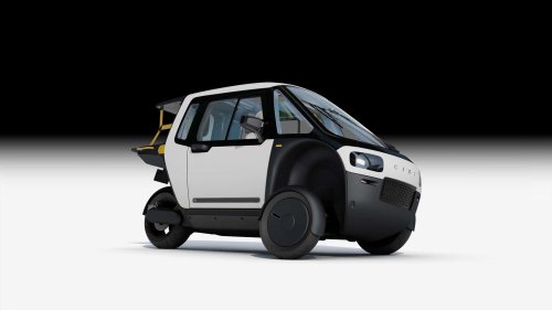 L'étrange voiture électrique à pédales