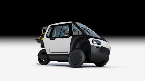 L'étrange voiture électrique à pédales