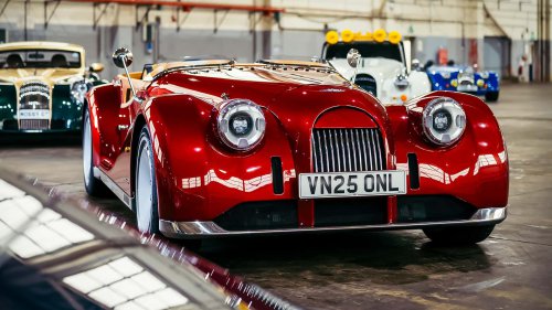 Morgan feiert 25 Jahre BMW-Partnerschaft mit grandioser Sonderschau