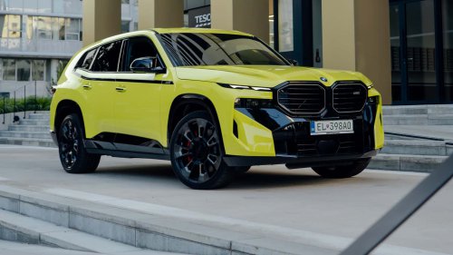 ‘I Want This Car So Bad:’ Man Gets New BMW. Then He Realizes the Cup Holders Have An Unprecedented New Feature