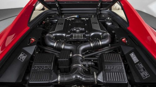 'Why Two??:’'Man Says We Should Bring Back Dual Gas Tanks. Then the Internet Responds