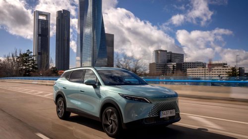 Omoda 7 SHS, el SUV PHEV compacto con un precio y equipamiento rompedor