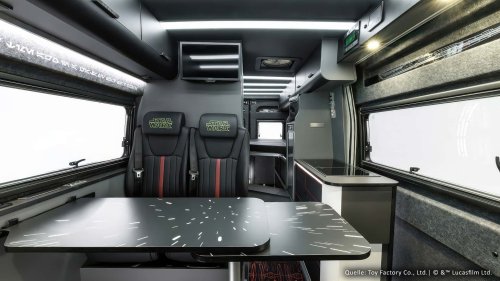 Camping-car Star Wars : L'Étoile de la Mort de Dark Vador sur roues