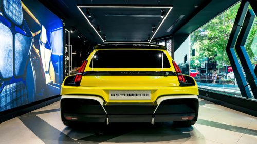 555 CV, 160.000 € y 270 km/h de velocidad punta: aún puedes comprar el nuevo Renault 5 Turbo 3E