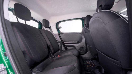 Nouvelle Renault Twingo, à quoi ressemblent l'intérieur et le coffre