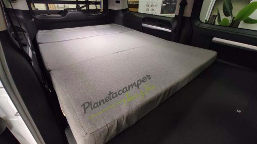 Llegan la primavera y las camper asequibles: esta Zafira está a tiro