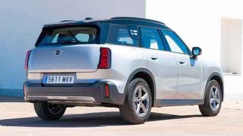 BMW, BMW X1, MINI, Nuevo BMW X1 vs. MINI Countryman 2025: casi lo mismo, Eco… 12.780 € de diferencia