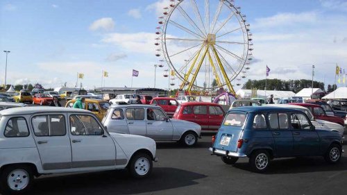 Un Renault 4 Plein Air, vendido por casi 100.000 euros en Rétromobile