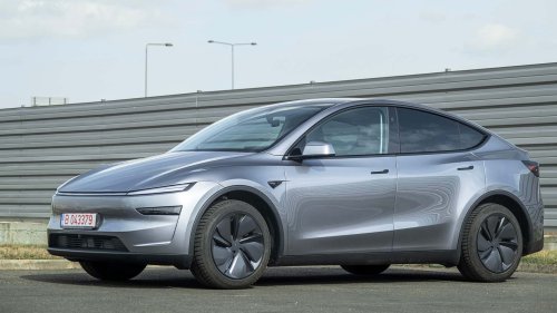 Tesla produit de moins en moins de Model Y en Europe. Mais l'entreprise a un plan B