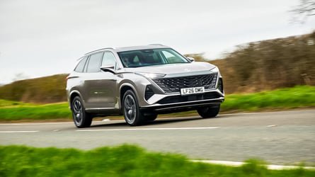 Omoda, JAECOO y EBRO, boquiabiertos con el precio del nuevo MG PHEV