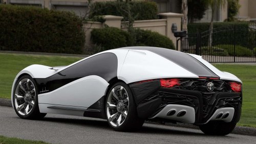 Alfa Romeo, Alfa Romeo Pandion (2010): Die 8C-Schwester aus der Zukunft