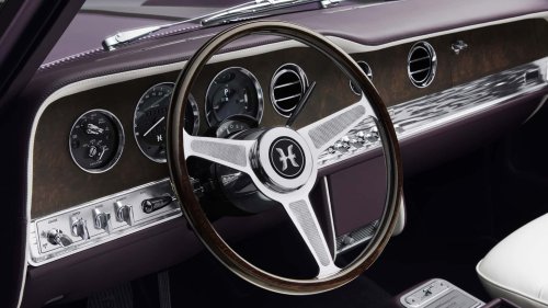 Restomod Rolls-Royce Cantik Ini Punya Rahasia Tersembunyi