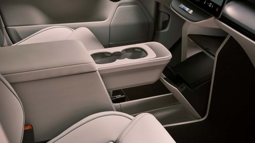 Volvo EX60 2026: hasta 680 CV y 810 km de autonomía