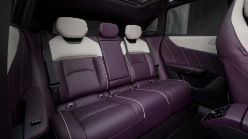 Mazda, Mazda CX-6e, el interior del nuevo SUV japonés