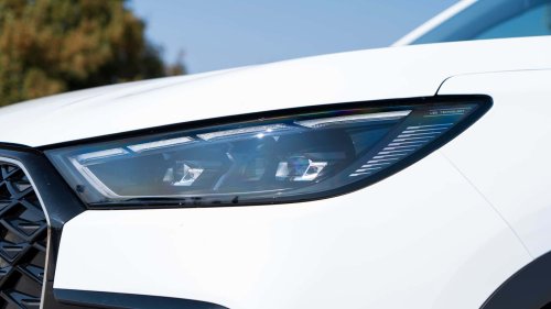 EBRO s800 con motor de gasolina: lo que nos gusta (y no) del SUV de 147 CV y 7 plazas