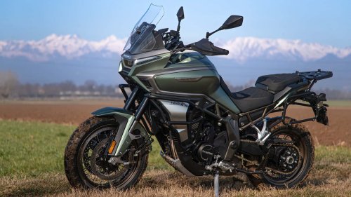 Esta olvidada marca británica de motocicletas ha vuelto y está asumiendo grandes riesgos