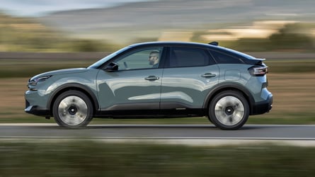 SEAT, Citroën, El SEAT León, en problemas por el precio del Citroën C4 Hybrid