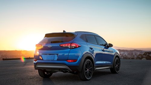 Hyundai, Woman Buys Used Hyundai for Son. When the Engine Goes Out 4 Months Later, the Salesman Decides to ‘Take Care of the Customer’