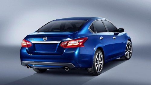Nissan, Nissan Altima, 'CarMax Has To Be Stopped:' Man Goes to CarMax. Then He Sees How Much a 2015 Nissan Altima Is Selling For