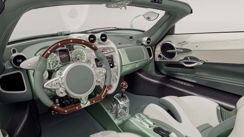 Pagani Huayra Codalunga Kehilangan Atap dan Bertransmisi Manual